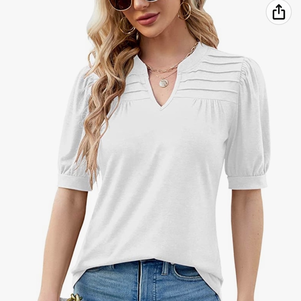 White V Neck Pullover Puff sleeve Tee pleated Size Small NWT